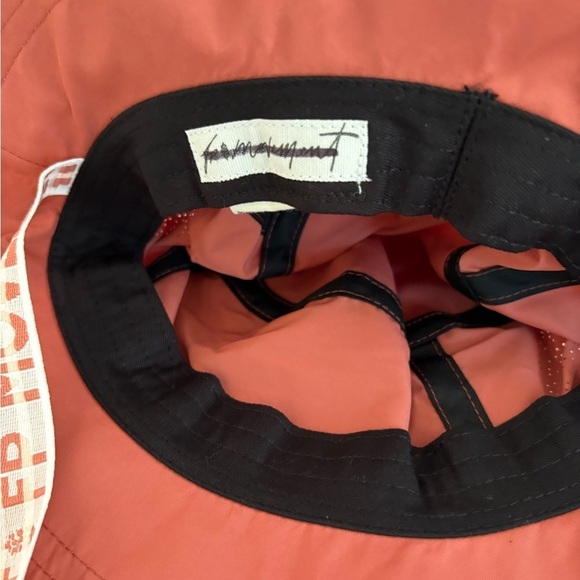 NWOT Free People FP Movement Adventure Bucket Hat display picture 1